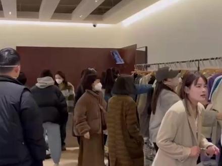 今日新闻最新信息大连 61d92514b2e97ed19aa660a6dc63d1a6~tplv-dy-resize-origshort-autoq-75:330.jpeg?biz_tag=pcweb_cover&from=3213915784&s=PackSourceEnum_AWEME_DETAIL&sc=cover&se=false&x-expires=2008058400&x-signature=HrKEbjQciJkcCaNRlotiy9qDto0%3D