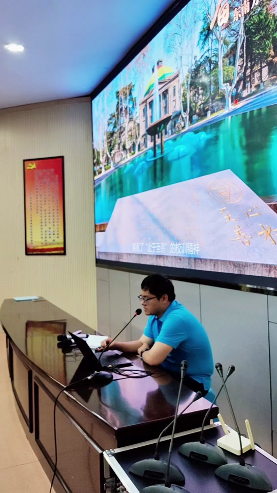 东南大学：走过路过不要错过！欢迎咨询！好专业非常多！#招生现场 #这不比招生简章有用 #欢迎填报我的学校 #志愿填报 #大学专业选择