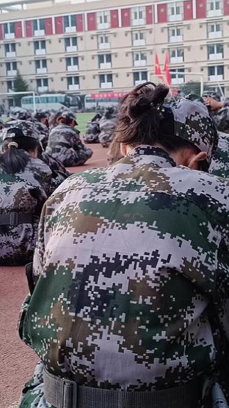 免费培训育婴师月嫂政策 54b24175b83845329ff2bf83c7b82f80_1696999850~tplv-dy-resize-origshort-autoq-75:330.jpeg?biz_tag=pcweb_cover&from=3213915784&s=PackSourceEnum_AWEME_DETAIL&sc=cover&se=false&x-expires=2012356800&x-signature=LUPK%2B%2BFtRr3EvdyQ%2B7xfZqkyb84%3D