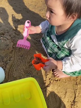 泡泡机是怎么做的 5fb5b5cdb1494894bef02ab75f067aec~tplv-dy-cropcenter:323:430.jpeg?biz_tag=pcweb_cover&from=3213915784&s=PackSourceEnum_PUBLISH&sc=cover&se=true&sh=323_430&x-expires=1992398400&x-signature=MSHBL1fxbIsP2wjMv90KPU%2FSLDc%3D