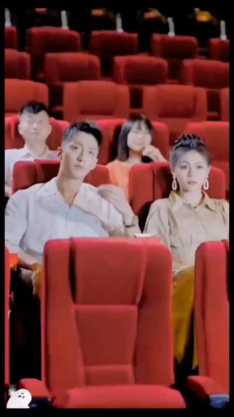 熨烫机手持便携可折叠 65cd60f9454b4c1f8d2dd7a45ff97cc1~tplv-dy-resize-origshort-autoq-75:330.jpeg?biz_tag=pcweb_cover&from=3213915784&s=PackSourceEnum_AWEME_DETAIL&sc=cover&se=false&x-expires=1986346800&x-signature=oY5NeHY8nysP4AzETaz5wL34WQw%3D