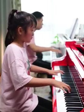 盒子怪电影插曲 adc07908a5d04b83bff27bb62cb27004_1663769222~tplv-dy-cropcenter:323:430.jpeg?biz_tag=pcweb_cover&from=3213915784&s=PackSourceEnum_PUBLISH&sc=cover&se=true&sh=323_430&x-expires=1987542000&x-signature=Re6kjoxV70AHVEOnN4oWc17G4ik%3D