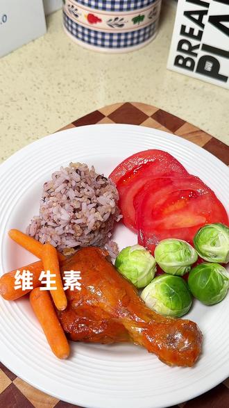 炒肉丝怎么切快 f501ea8586a9428fbc3330023d1d8dc7_1696424451~tplv-dy-resize-origshort-autoq-75:330.jpeg?biz_tag=pcweb_cover&from=3213915784&s=PackSourceEnum_AWEME_DETAIL&sc=cover&se=false&x-expires=2012698800&x-signature=LvPs%2F5FD%2BsWojFr3KCKi%2B2Rv3NE%3D