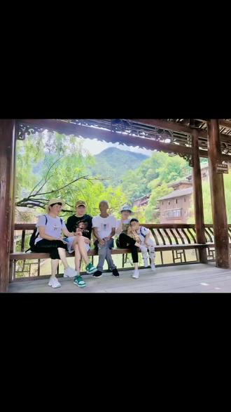 山上日出文案 o0EENIkMgAGxA8Qz9ebbJlnBbZIrfDAObnMYBg~tplv-dy-resize-origshort-autoq-75:330.jpeg?biz_tag=pcweb_cover&from=3213915784&s=PackSourceEnum_AWEME_DETAIL&sc=cover&se=false&x-expires=2012526000&x-signature=oUBatK09ZBjmXQii6wme%2BWNDMm8%3D