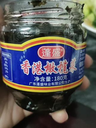 抖音直播真能卖出去东西吗 o8nIIkNexA7YFQz5ABgfhCV8EtDIyRhBTBaMTA~tplv-dy-cropcenter:323:430.jpeg?biz_tag=pcweb_cover&from=3213915784&s=PackSourceEnum_PUBLISH&sc=cover&se=true&sh=323_430&x-expires=1994522400&x-signature=qfjOr14lHYphlHAEca1HyOdRq9k%3D