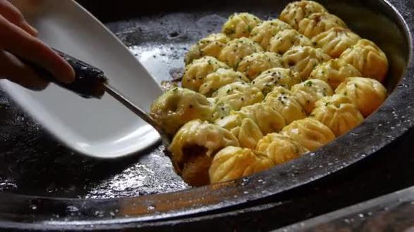 蒸汽挂烫机使用视频 oA6HnbCeBD7Gg8bHUBKA8CbeQe7mAbYowBUsci~tplv-dy-resize-origshort-autoq-75:330.jpeg?biz_tag=pcweb_cover&from=3213915784&s=PackSourceEnum_AWEME_DETAIL&sc=cover&se=false&x-expires=2010870000&x-signature=bMOfB4VTyQC95Cboy5gtVImBegY%3D