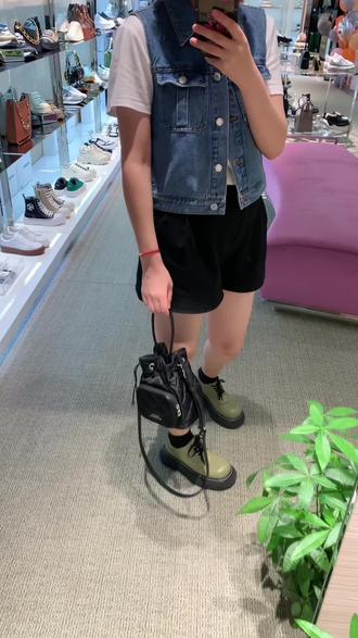 鲨鱼裤和瑜伽裤紧身裤区别 oUTgqDyrAIKAj6Nl9eYBAkL0fDgJQK84hwZDbn~tplv-dy-resize-origshort-autoq-75:330.jpeg?biz_tag=pcweb_cover&from=3213915784&s=PackSourceEnum_AWEME_DETAIL&sc=cover&se=false&x-expires=2010862800&x-signature=MBCcVOLgeK5ZzhvnPNeBEG1I1Co%3D