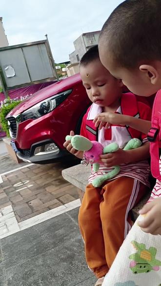 免费送房子城市新疆 oYISQDAe9MVEAlnlgec9bjIg4DPAaDogNyjZBN~tplv-dy-resize-origshort-autoq-75:330.jpeg?biz_tag=pcweb_cover&from=3213915784&s=PackSourceEnum_AWEME_DETAIL&sc=cover&se=false&x-expires=2011082400&x-signature=0%2FTeke3B%2F3xGV6Z63N85wfw7jtU%3D