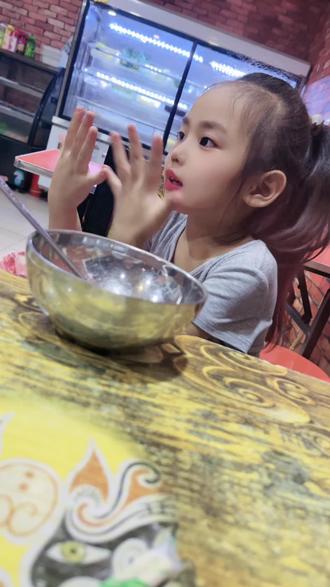 炒肉丝怎么不柴 okyz9yCNkIDIAyAbIB8eUfJDQvnD3UAD3gb40U~tplv-dy-resize-origshort-autoq-75:330.jpeg?biz_tag=pcweb_cover&from=3213915784&s=PackSourceEnum_AWEME_DETAIL&sc=cover&se=false&x-expires=2009055600&x-signature=t5Z7KW3xgJF3mgeq%2FJ7yo%2BmN6rY%3D