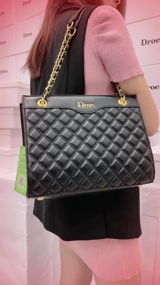 衣服贵的好还是便宜的好 oo3HyKnNDf1fA8YS4HEQFABeKjPQC0nbBgUb7i~tplv-dy-resize-origshort-autoq-75:330.jpeg?biz_tag=pcweb_cover&from=3213915784&s=PackSourceEnum_AWEME_DETAIL&sc=cover&se=false&x-expires=2012137200&x-signature=8xFYX4KWZdsQJBa6NXZnAnGLsp8%3D