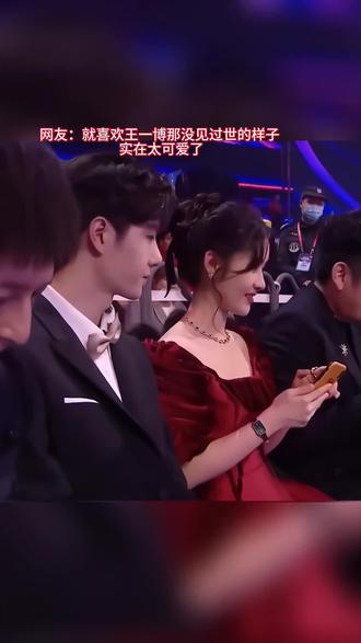 苹果新品发布会iphone 15pro颜色 ooGcDl1JgYO9AE0klEIk998VAgAkNPb9BeBenv~tplv-dy-resize-origshort-autoq-75:330.jpeg?biz_tag=pcweb_cover&from=3213915784&s=PackSourceEnum_AWEME_DETAIL&sc=cover&se=false&x-expires=2012320800&x-signature=s9a%2BLDmgAvv46sTSK7MLPaRJhk8%3D