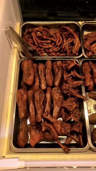 灯笼鱼是什么样子的照片 ooc7EDfXsnA03TPuQteQA9lB0AUgABzCI0bvKD~tplv-dy-resize-origshort-autoq-75:330.jpeg?biz_tag=pcweb_cover&from=3213915784&s=PackSourceEnum_AWEME_DETAIL&sc=cover&se=false&x-expires=2010571200&x-signature=wvxPdF%2FKC%2FmDLOk%2FoK73rJugKPY%3D