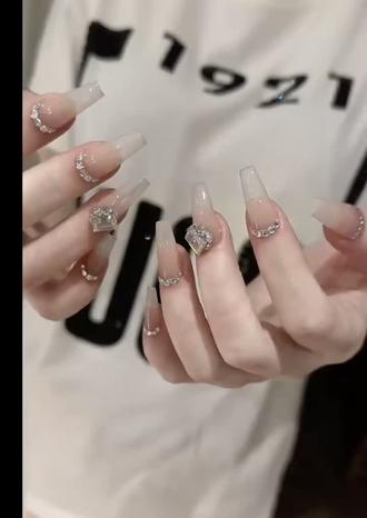 闪闪惹人爱原唱 owQALHA4neLqABDg7lYq9Ug3cDIfbAqnQ6DykR~tplv-dy-resize-origshort-autoq-75:330.jpeg?biz_tag=pcweb_cover&from=3213915784&s=PackSourceEnum_AWEME_DETAIL&sc=cover&se=false&x-expires=2011798800&x-signature=tRusncigDD6kI%2BV%2FnVNZOTNwSgw%3D