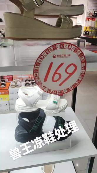 老王带小李最新视频 owSQuAhO0DBDHhIyjdfNABggpmcYx3EpeAzDA7~tplv-dy-resize-origshort-autoq-75:330.jpeg?biz_tag=pcweb_cover&from=3213915784&s=PackSourceEnum_AWEME_DETAIL&sc=cover&se=false&x-expires=2009808000&x-signature=kOvMxRFQAqCaaRxXyX2oriuSiss%3D