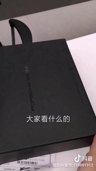 华为手机售后服务超级棒,我说耳机接口有点问题,立即给我换一台新的手机