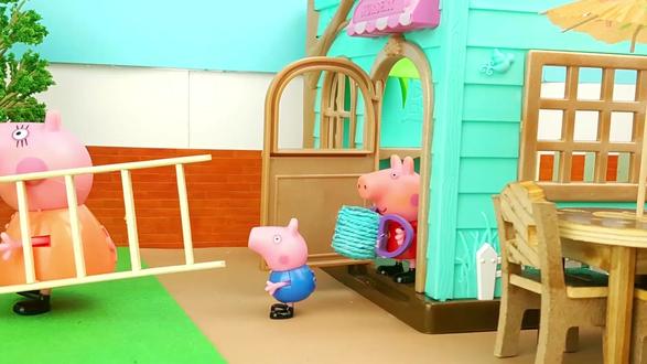 小猪佩奇用榨汁机榨果汁