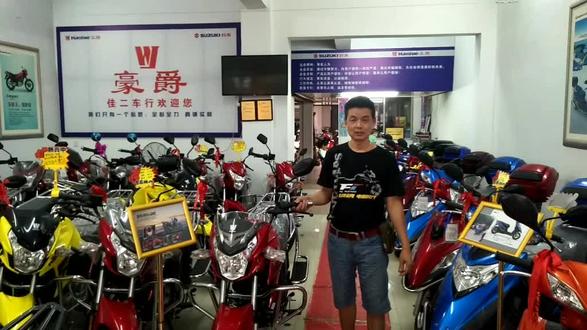 豪爵Dk电喷、带双重平衡轴发动机、振动小、更省油#