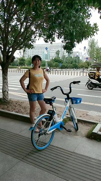 妈耶!单车上面都按个报警器!吓我一跳😌😌