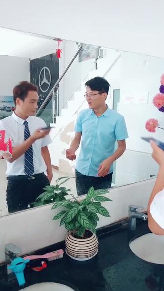 @谢诚诚(宏茂汽车) 真是一个好领导啊、真的好坑啊。
