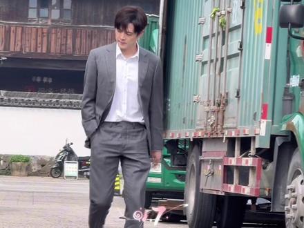 谁的白月光来着
#付辛博 #付辛博冯建奇 #糟糕是心动的感觉