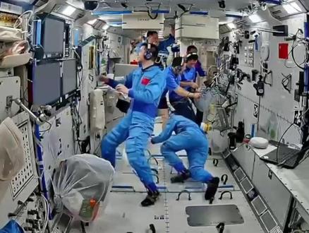 今日回家! 神舟二十号航天员乘组将于14日,乘坐神舟二十一号飞船返回东风着陆场