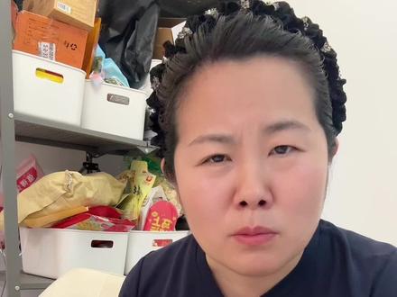 我们生儿子的,尤其两个儿子以上的是犯了天条咋的😂😂一会要公婆命,一会要188彩礼……
