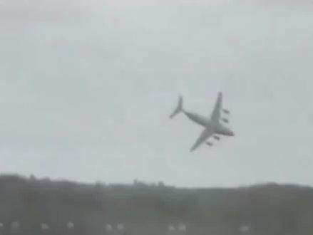 东航5735坠机事件,3分钟坠落8900米,全机132人无一生还 #真实影像 #历史事件