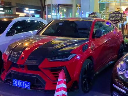 这应该是云南第一台迈莎锐套件的兰博基尼Urus,太霸气了#抖音小助手 #都是好车