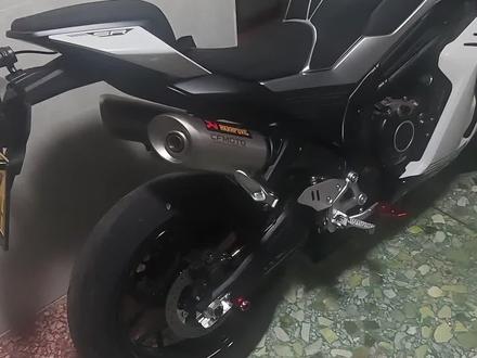 春风500SR怎么这么多异响
#cfmoto #500sr #春风动力