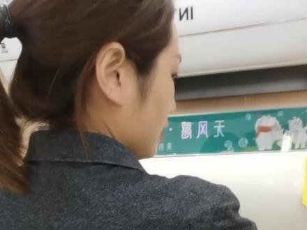 #美的智能空调 美的新品旋耀教你易拆线、易清洗👏👏👏