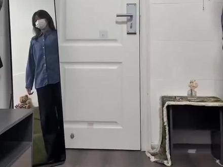 皮筋觉得勒手可以换成松的皮筋或者买个袖箍~#衬衫穿搭技巧 #衬衫怎么扎进裤子好看 #韩系穿搭 #穿着得体是一种生活态度