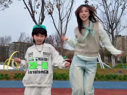 隆里电丝 教程跟练版 #双人舞 #隆里电丝 #轩橙多包教会 #舞蹈教学 #零基础学舞蹈