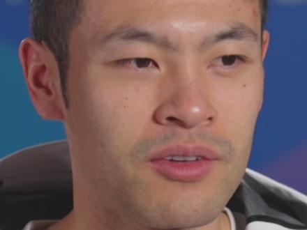 宁忠岩@小宁会滑冰 说,速度滑冰改变了他的人生。