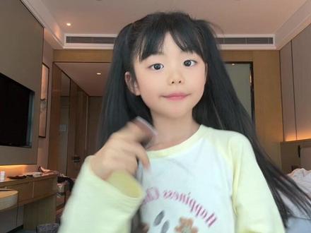 哥哥姐姐们好! #二年级舞蹈