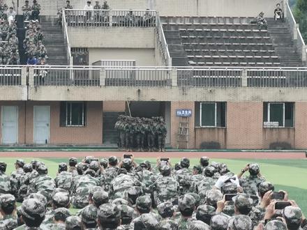 燃炸了!#军训#武警特战#战术表演#四川农业大学#教官