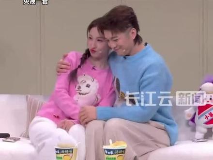 讲述央视春晚里的广告