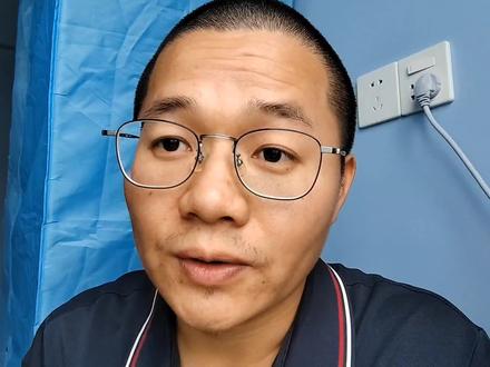 荣耀magic5屏幕翻车了?最后发现可能是友商的杰作! #荣耀magic5系列最新消息 #数码产品 #荣耀手机