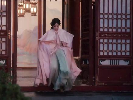 庾晚音和夏侯澹终于解除危机开启甜甜的恋爱 #成何体统 #王楚然 #丞磊 #新剧推荐