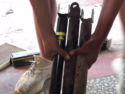 蒙诺倍骋系列减震器 奥迪原厂配套就是这种系列,对于20万内普通家用车完全可以升级蒙诺倍骋系列。