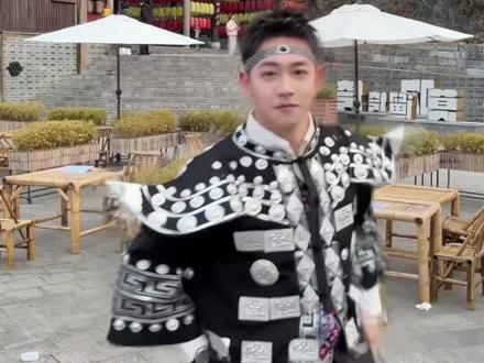 出发酉阳!
#银河系A
#龙浩天喊你回酉阳过年
#龙浩天男团
#银河系凡凡