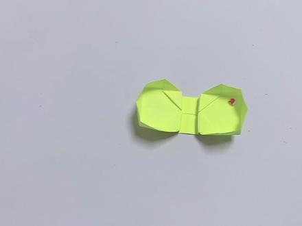 可以投篮的发射器,可以给你家宝儿做一个比一比看谁投得更准!! #折纸教程 #亲子互动游戏 #一张纸能折出什么 #好玩的折纸玩具