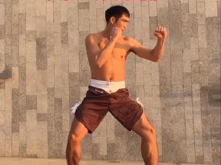 #格斗 #泰拳 #托尼贾 🙏艺精靠磨炼,严师出高徒。要练惊人艺,须下苦功夫。八臂拳术古泰拳二十五式完整版🙏
