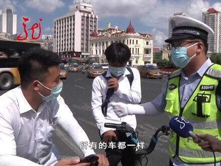 危险!自行车过环岛穿行在机动车之间,交警蜀黍教你过环岛