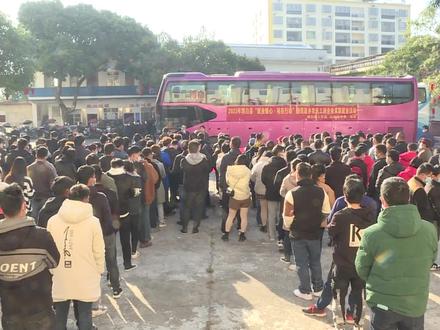 2023年博白县“就业暖心·桂在行动”组织农民工到企业求职就业活动举行#就业季