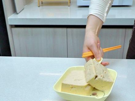 保鲜妙招|吃不完的香煎豆腐,该如何保存? #煎豆腐 #豆腐 #食材保鲜 #生活小妙招 #备菜