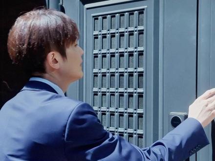 #轻年兄弟有事他们真给钱 霸总危机第一天,童秋带着密码是生日的银行卡来了。#电视剧轻年#霍建华 #刘端端