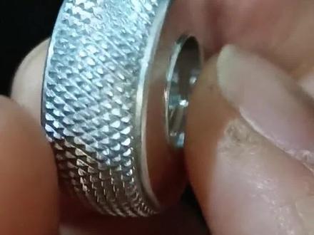 特S拉都在用的弧形滚花,会做普通滚花就会做弧形滚花,加工还是一样快的 #滚花 #CNC加工 #数控加工 #网纹滚花 #金属加工 @嘉升滚花刀具