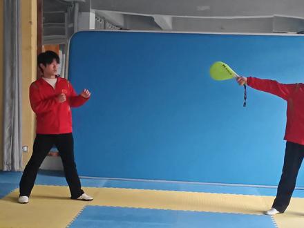 跆拳道旋风踢详细动作分解,新手也可以轻松学会#旋风踢教学