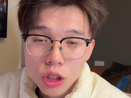 Seedance 2.0最全使用入口和推荐使用方法!附官方使用手册,提示词模板!还没用过的朋友抓紧用起来!
#seedance2 #ai视频 #ai新星计划 #即梦ai #ai教程