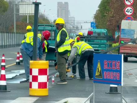 涟水红日大道淮浦路至红日大桥段,火热施工中……